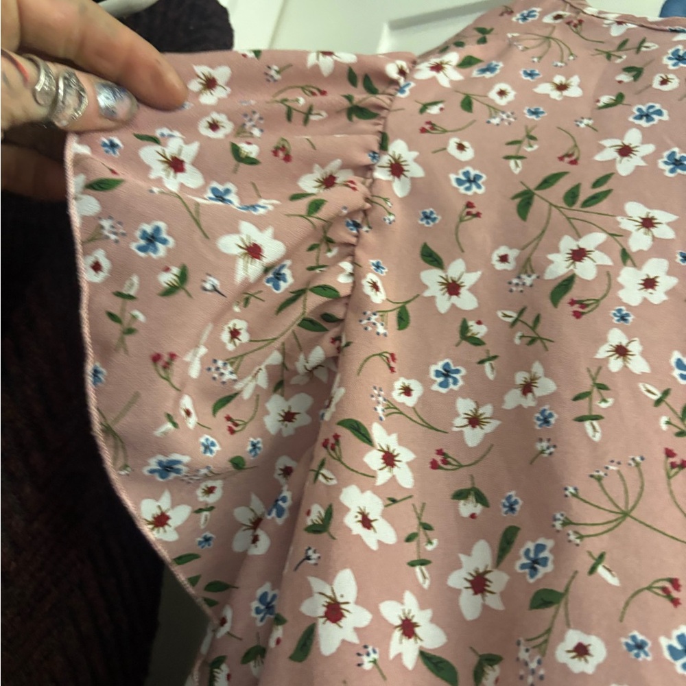 Floral Pink Ruffle Blouse - Picture 8 of 9